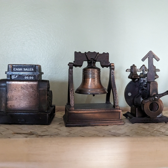 Three die cut pencil sharpeners - Picture 3 of 4